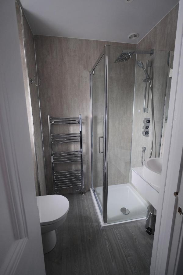 Fife Lodge Hotel Banff Bagian luar foto