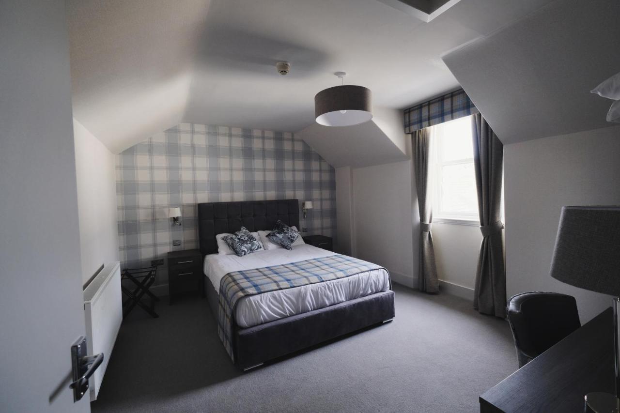 Fife Lodge Hotel Banff Bagian luar foto