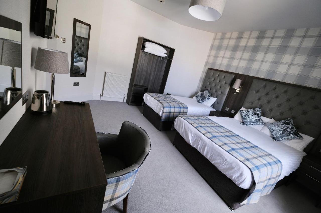 Fife Lodge Hotel Banff Bagian luar foto